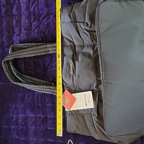 Black Quilted Tote Bag Large NWT - Picture 16 of 16